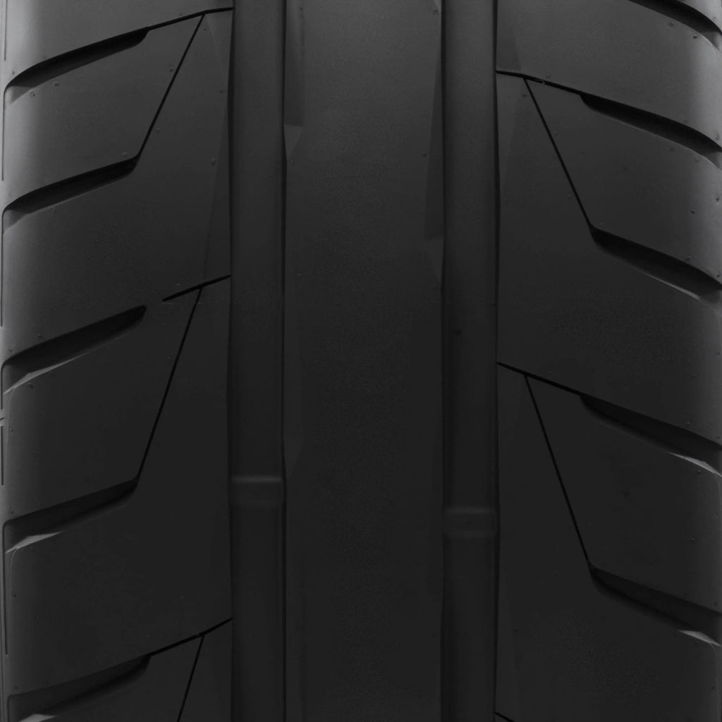 NT05 Performance 245/40R18 97W XL Passenger Tire
