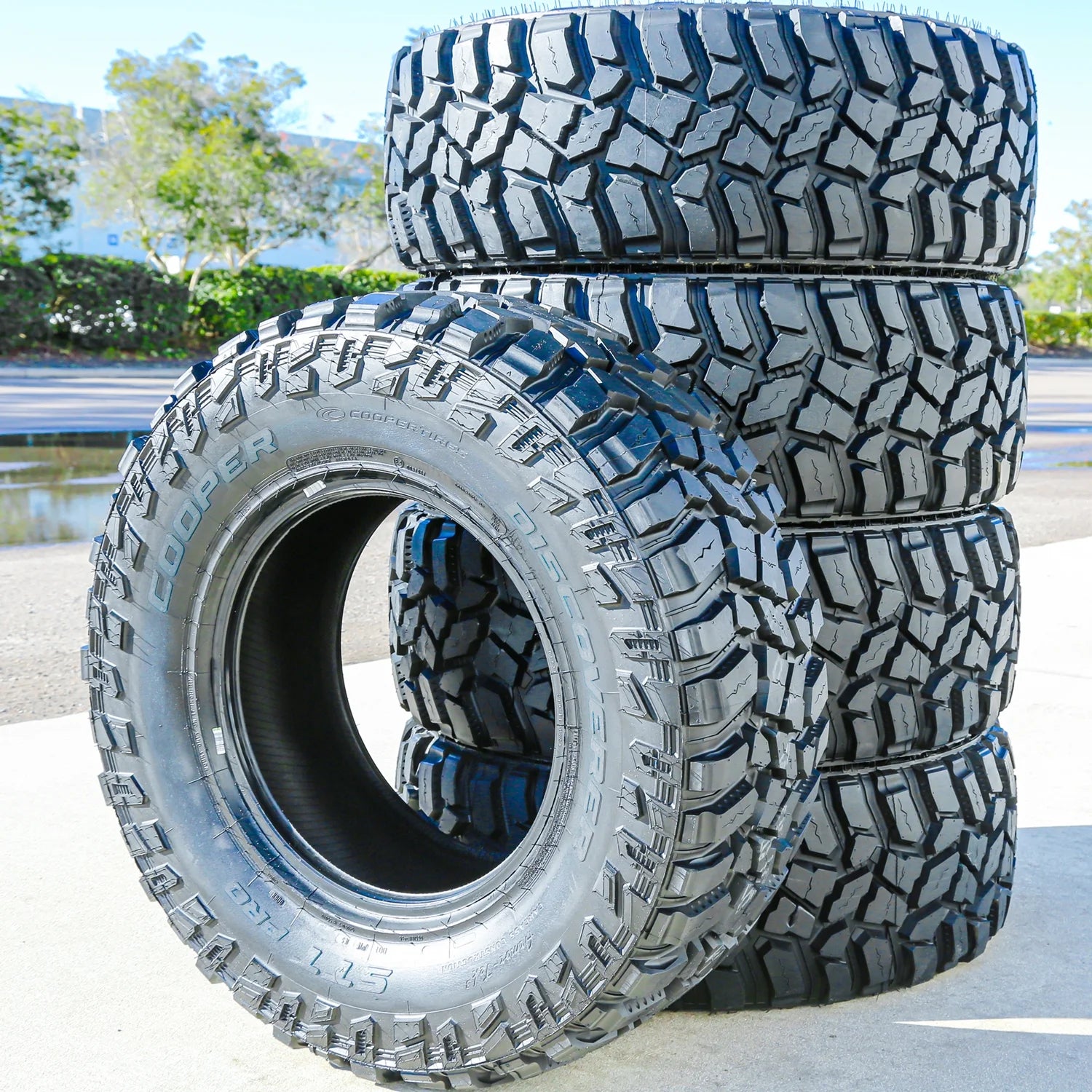 Set of 4  Discoverer STT Pro 35X12.50R20 121Q E 10 Ply M/T Mud Light Truck Tires