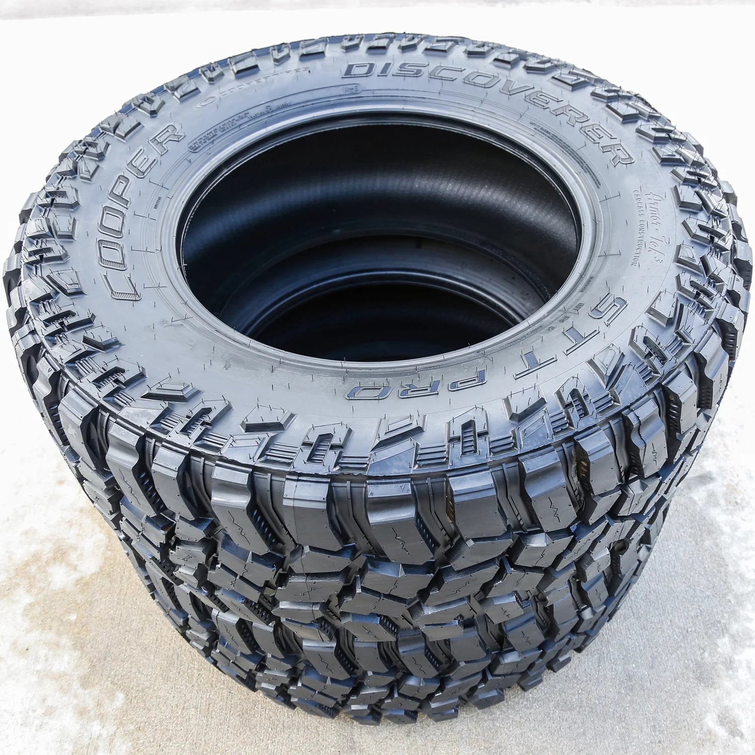 Pair of 2  Discoverer STT Pro 35X12.50R20 121Q E 10 Ply M/T Mud Light Truck Tires